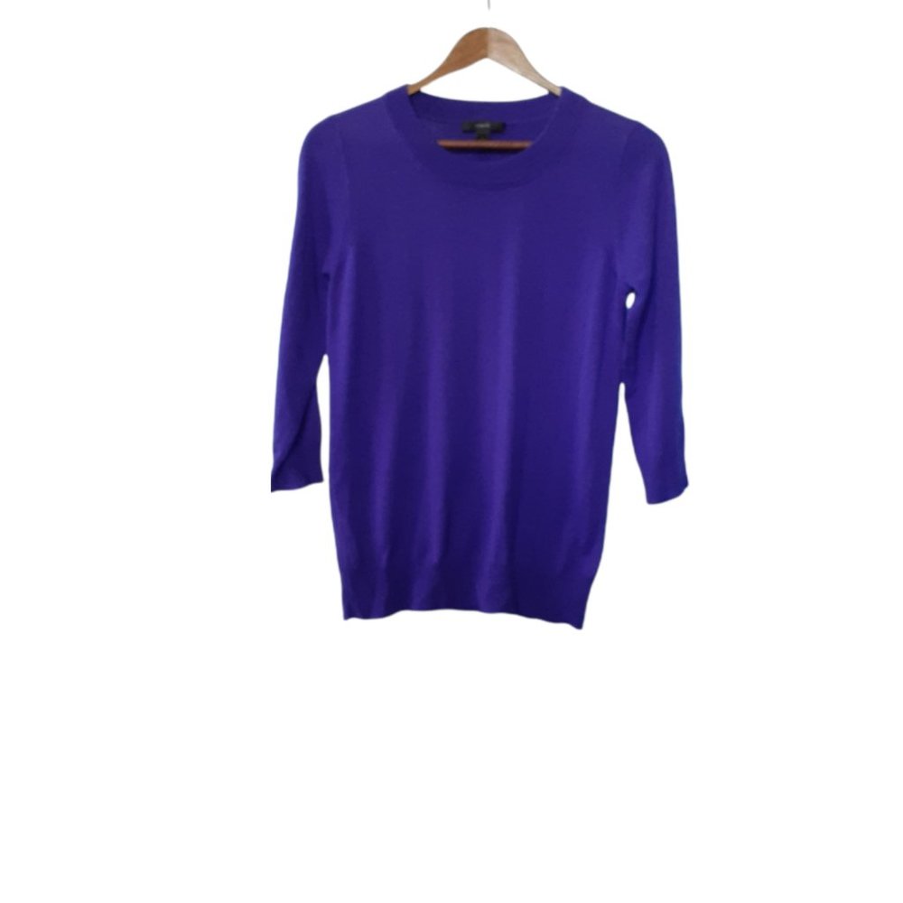 J Crew 100 % Merino Wool Sweater Purple. Size Xs